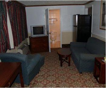 Budget Inn Of Tazewell County Pounding Mill Екстер'єр фото
